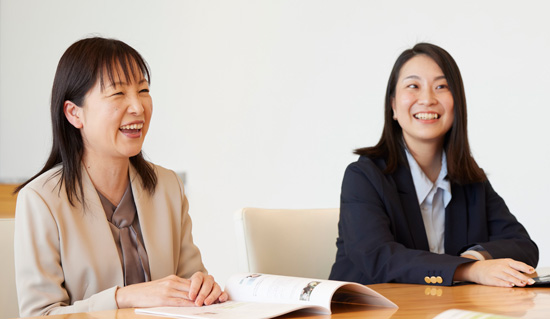 Photo: Two smiling women