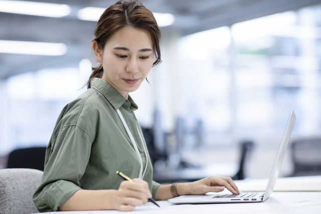 書類等の検査のイメージ